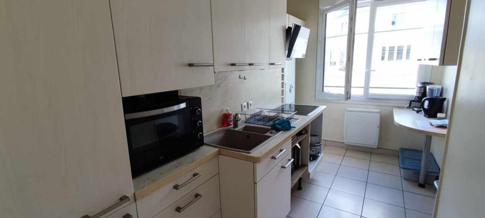Au Calme Apartment Caen Bagian luar foto